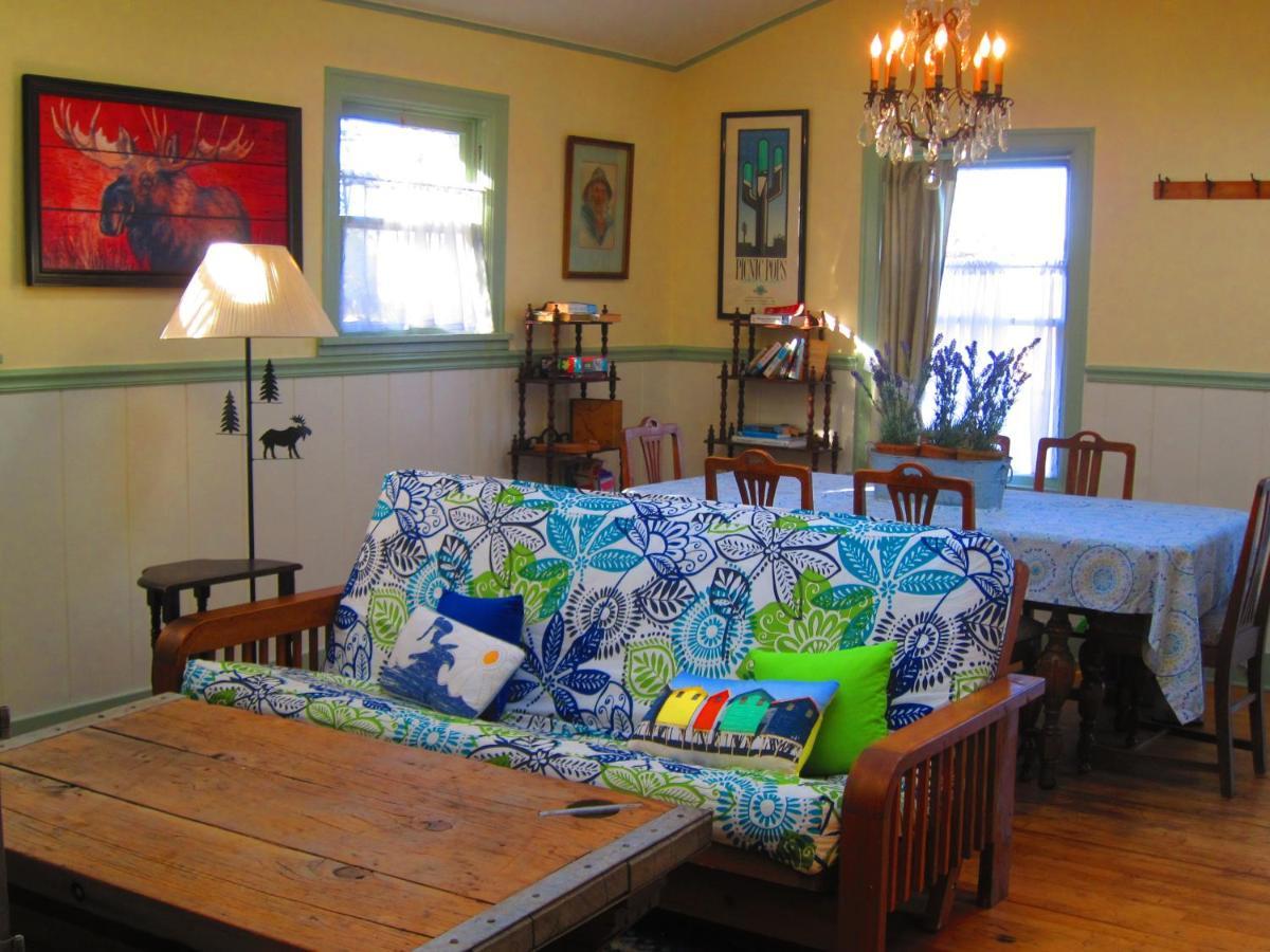 Clementine'S Guest House & Vacation Rentals Асторія Екстер'єр фото