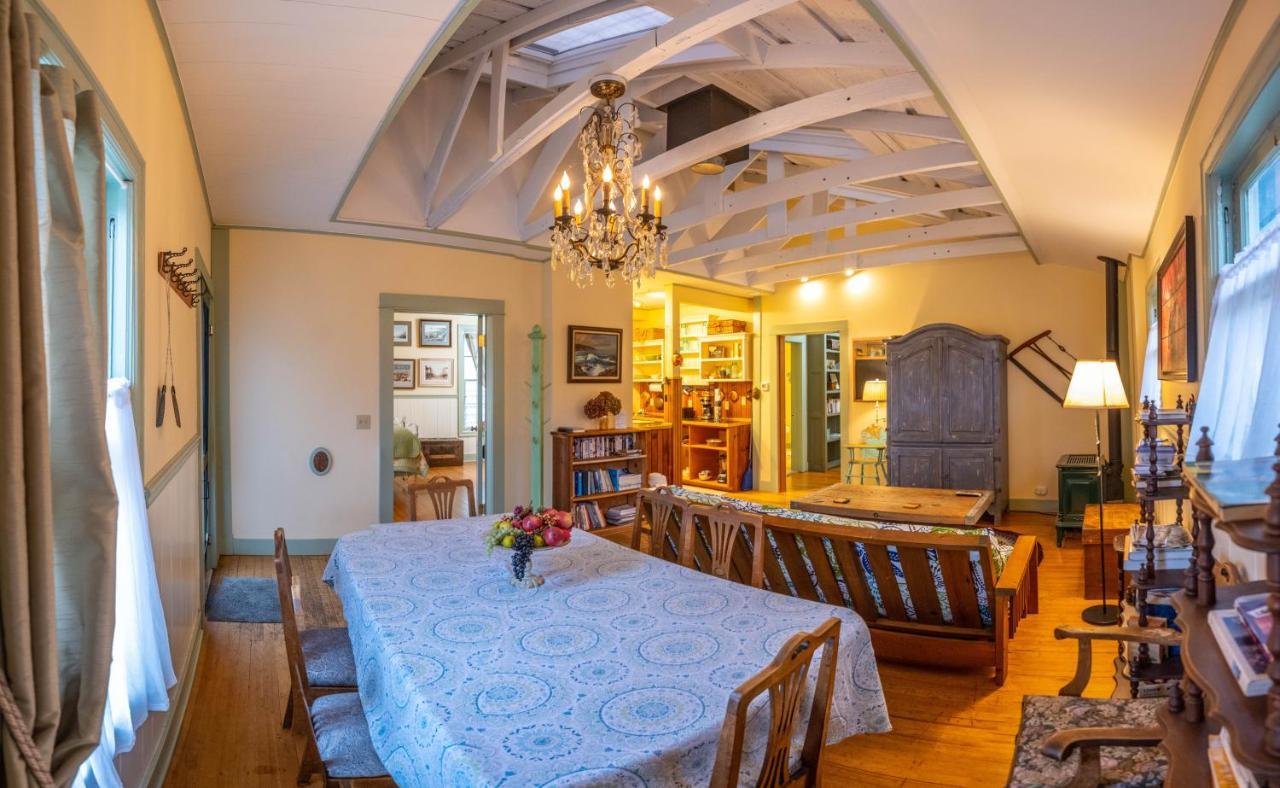 Clementine'S Guest House & Vacation Rentals Асторія Екстер'єр фото