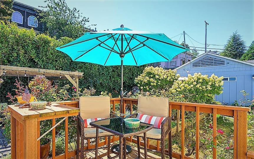 Clementine'S Guest House & Vacation Rentals Асторія Екстер'єр фото