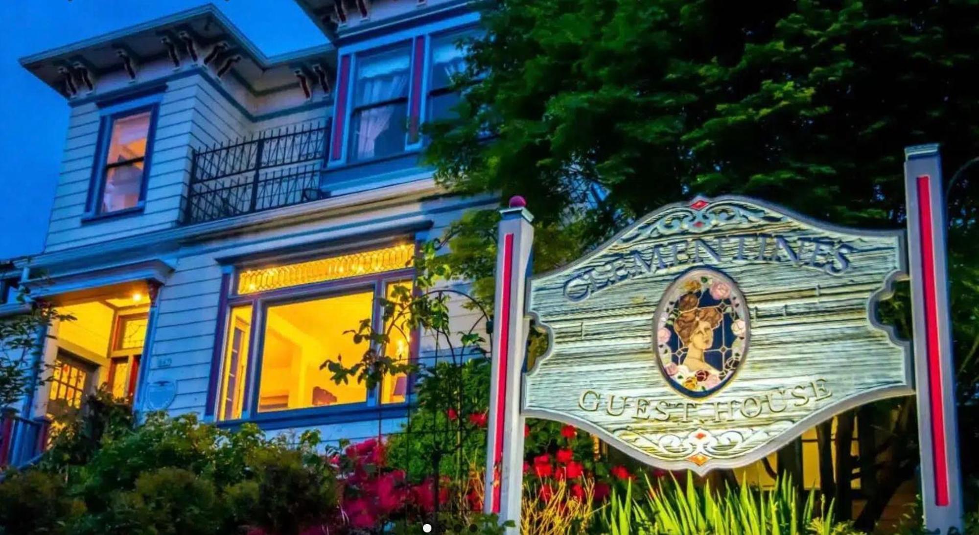 Clementine'S Guest House & Vacation Rentals Асторія Екстер'єр фото